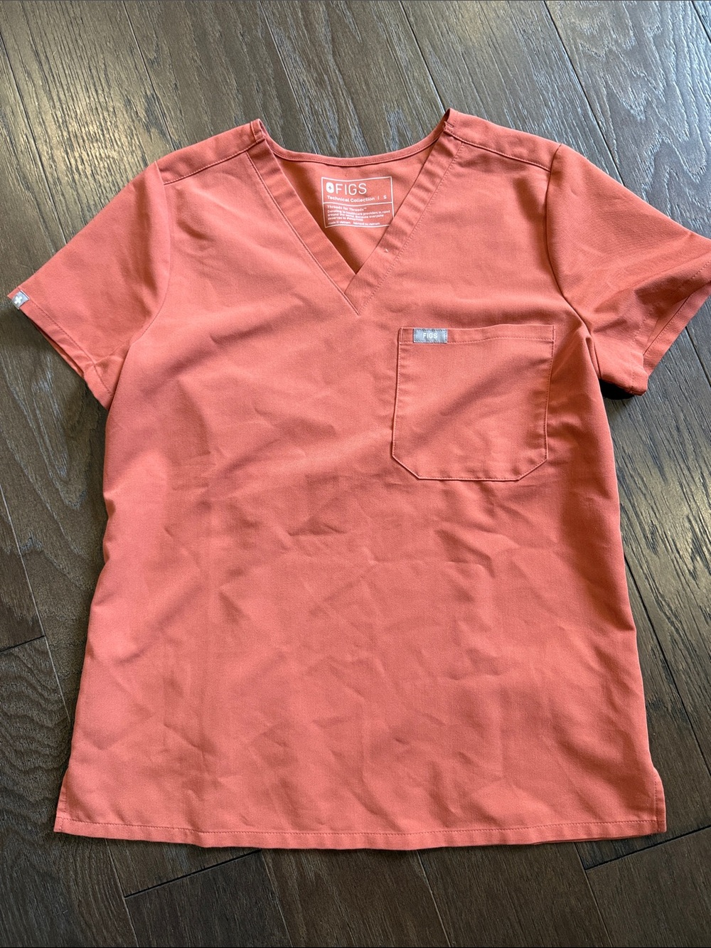 Figs Catarina One-Pocket Scrub Top in Spiced Cider Size Small